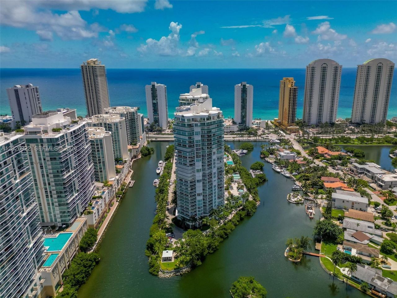 16500 Collins Ave , Unit TH-8, Sunny Isles Beach, FL 33160 Photo