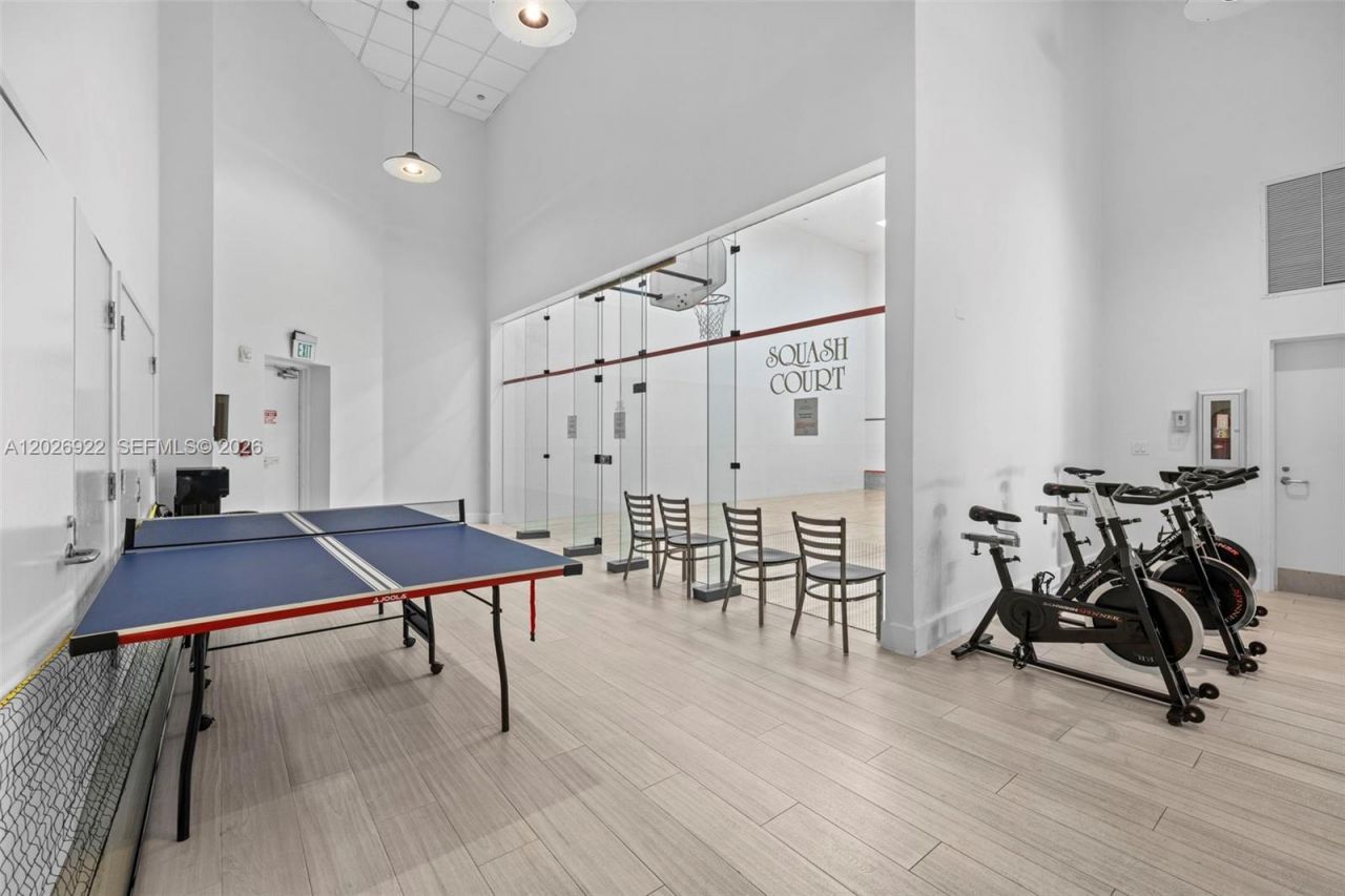 16500 Collins Ave , Unit TH-8, Sunny Isles Beach, FL 33160 Photo