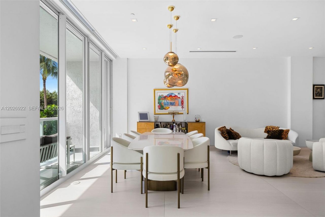 16500 Collins Ave , Unit TH-8, Sunny Isles Beach, FL 33160 Photo