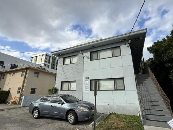 421 SW 6th St , Unit 7, Miami, FL 33130
