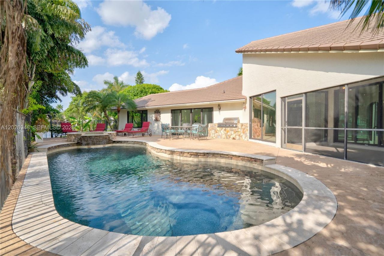 1087 Deerwood Ln, Weston, FL 33326 Photo