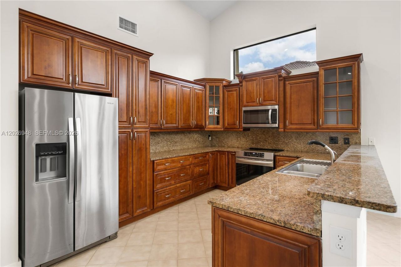 1087 Deerwood Ln, Weston, FL 33326 Photo