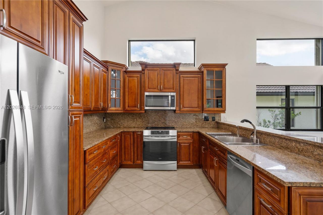 1087 Deerwood Ln, Weston, FL 33326 Photo