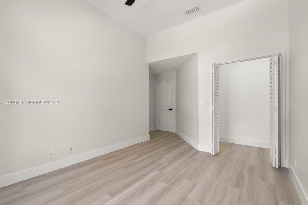 1087 Deerwood Ln, Weston, FL 33326 Photo
