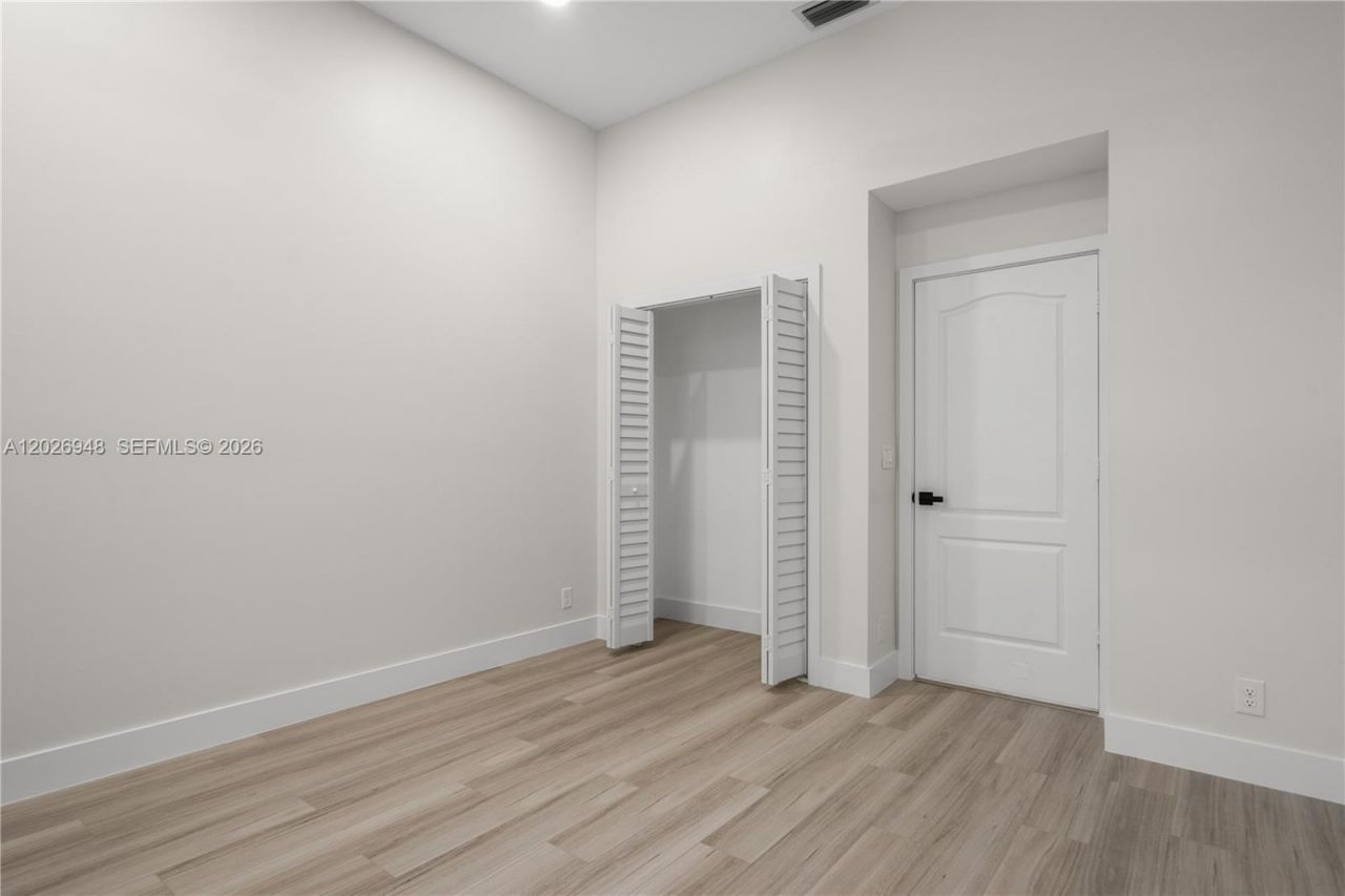 1087 Deerwood Ln, Weston, FL 33326 Photo