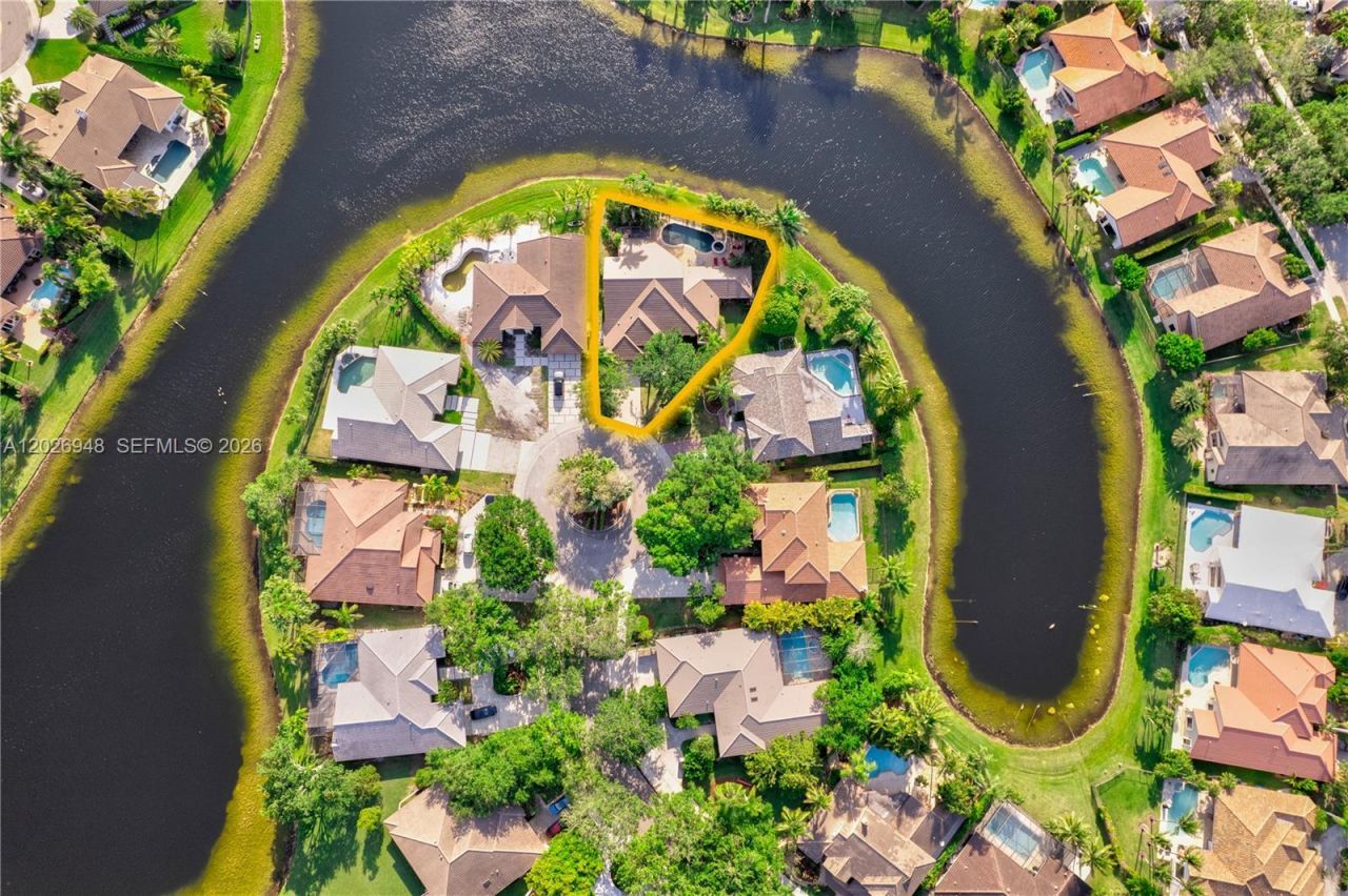 1087 Deerwood Ln, Weston, FL 33326 Photo