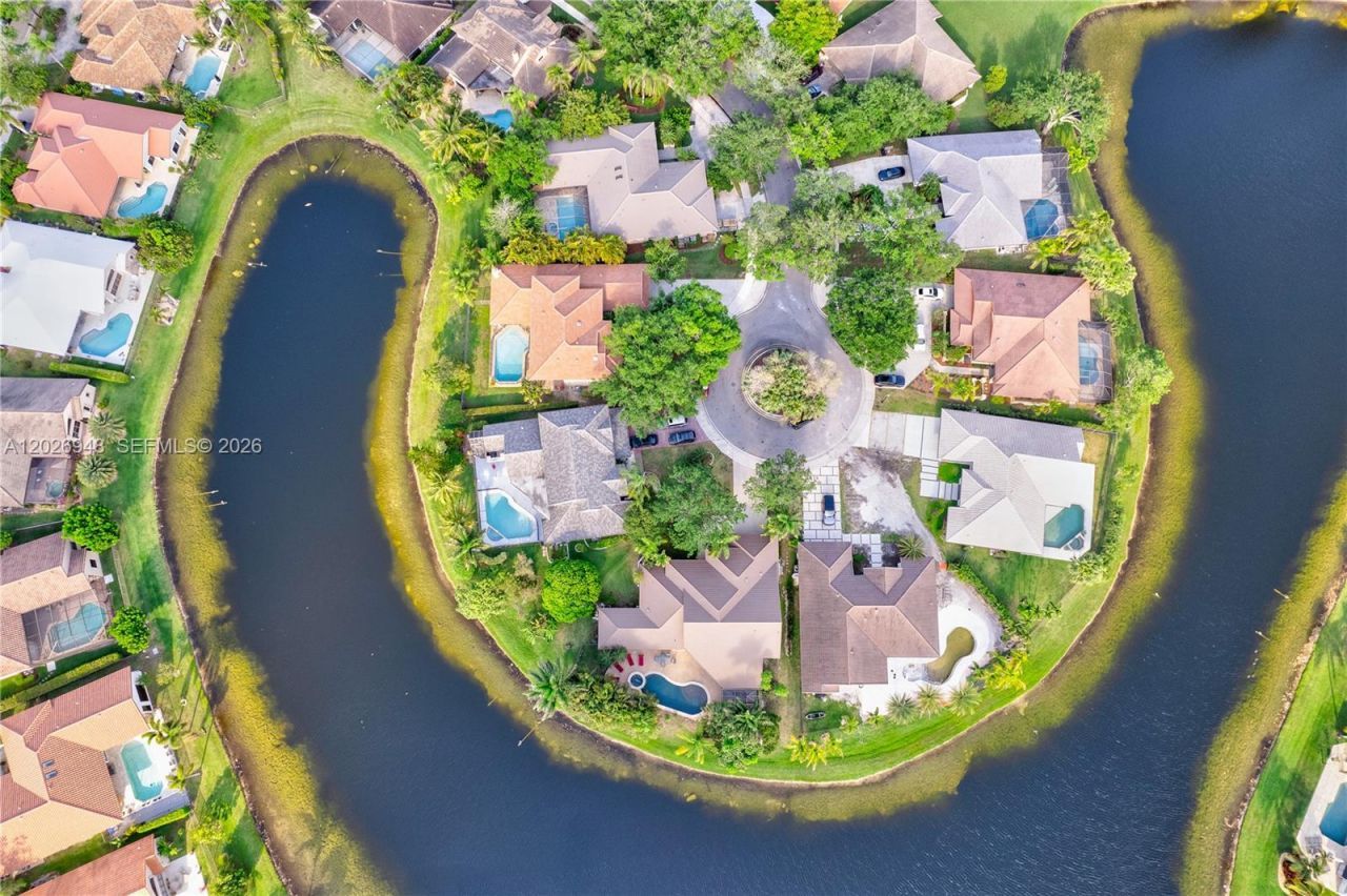 1087 Deerwood Ln, Weston, FL 33326 Photo
