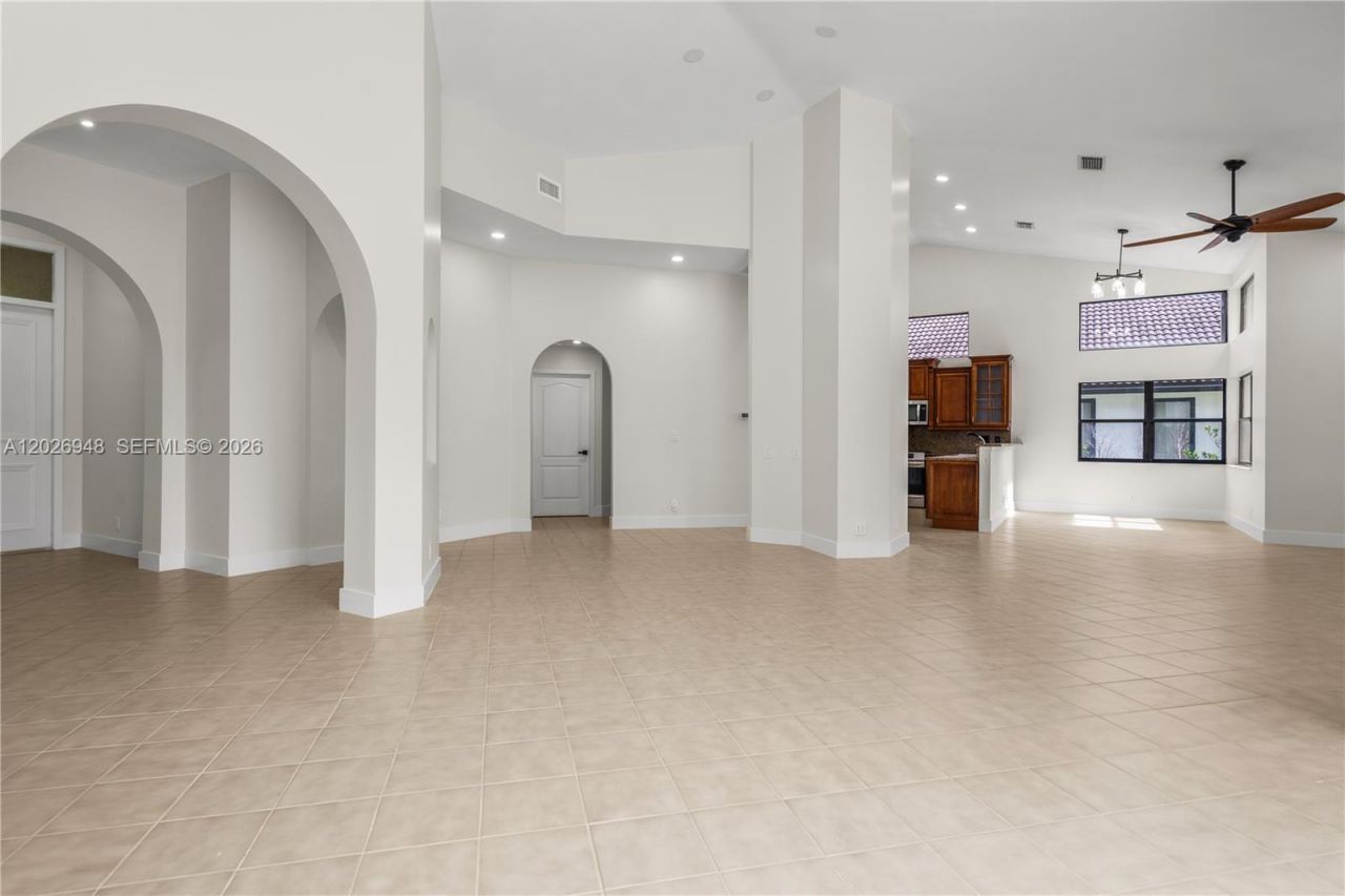 1087 Deerwood Ln, Weston, FL 33326 Photo