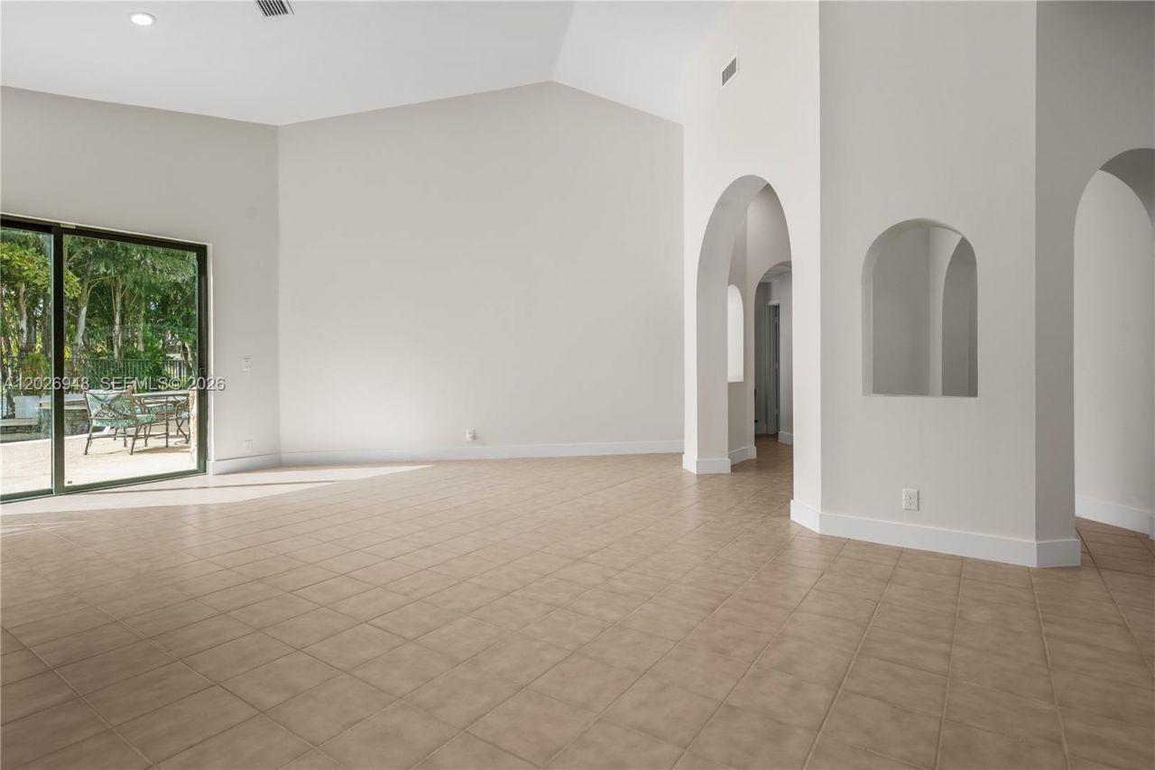 1087 Deerwood Ln, Weston, FL 33326 Photo