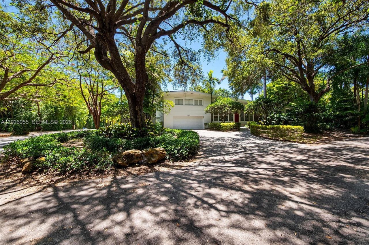 3520 Saint Gaudens Ct, Miami, FL 33133 Photo