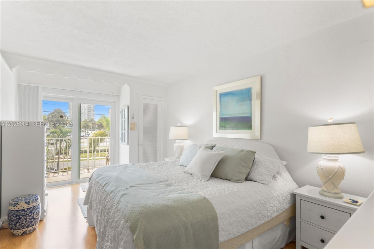 743 N Riverside Dr , Unit 4B, Pompano Beach, FL 33062 Photo