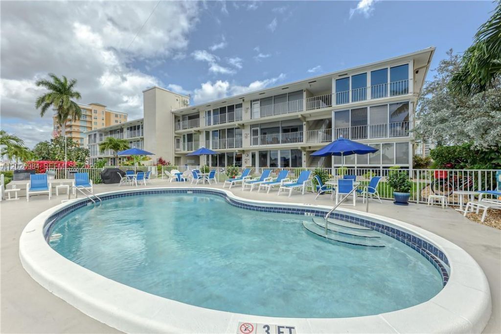 743 N Riverside Dr , Unit 4B, Pompano Beach, FL 33062 Photo