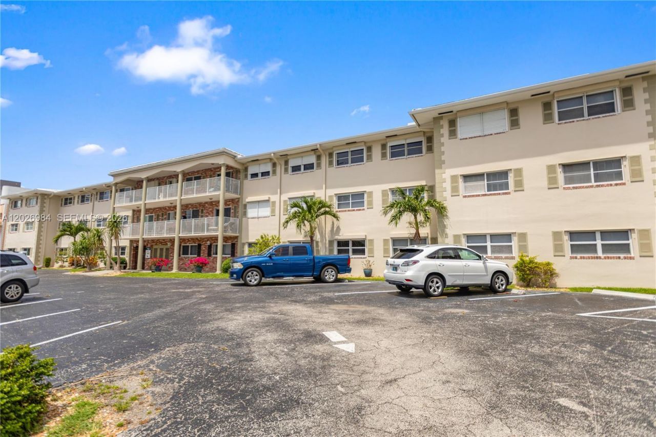743 N Riverside Dr , Unit 4B, Pompano Beach, FL 33062 Photo