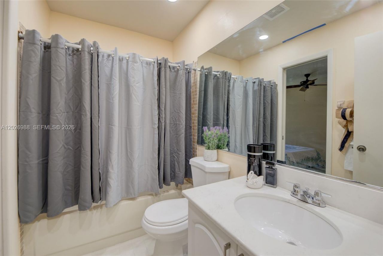 9039 NW 21st Ct , Coral Springs, FL 33071 Photo