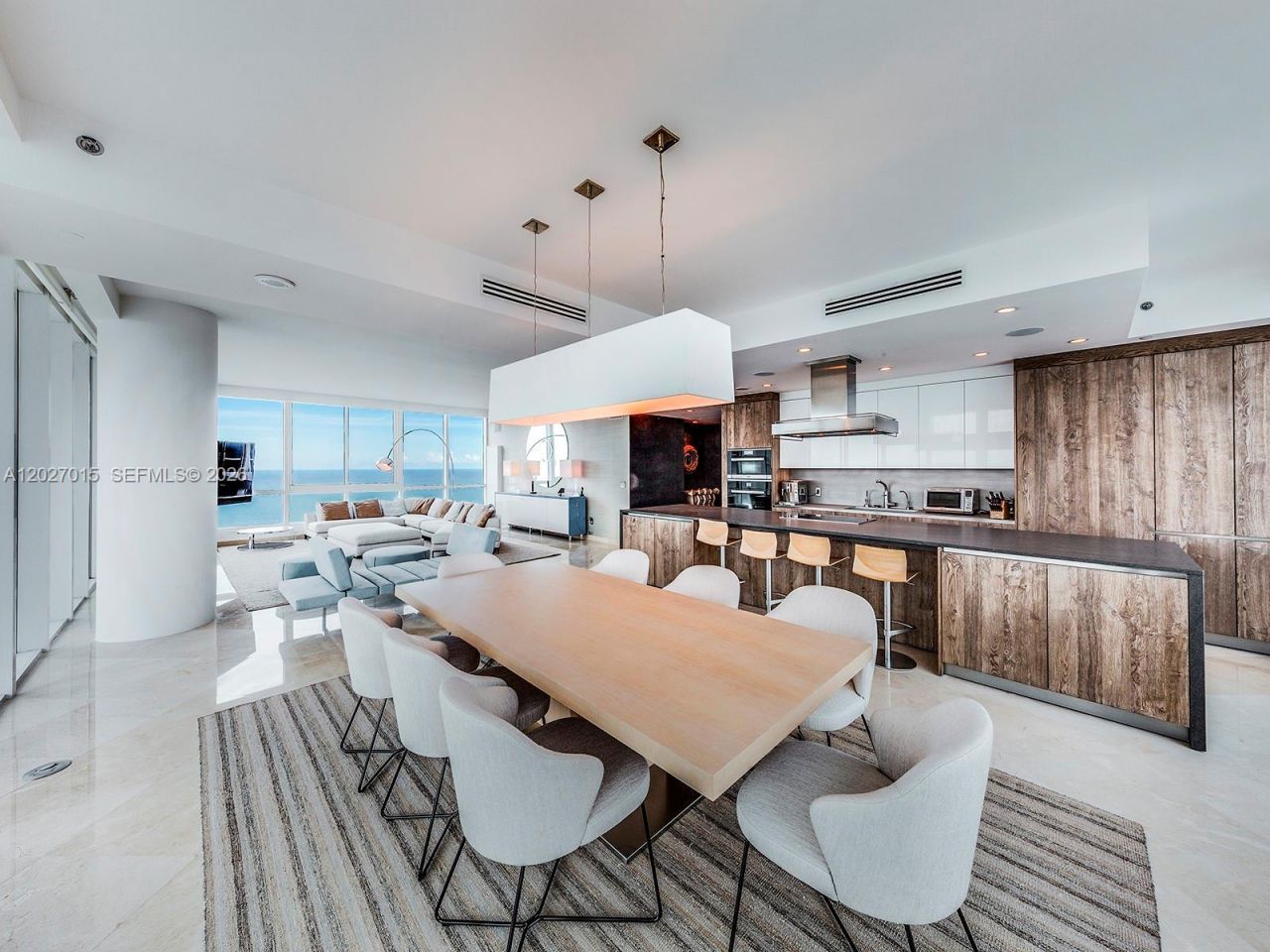 100 S Pointe Dr, Unit 3407, Miami Beach, FL 33139 Photo