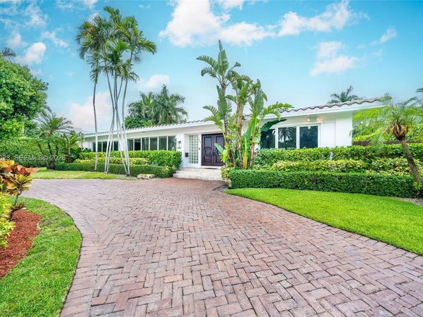 9835 W Broadview Dr , Bay Harbor Islands, FL 33154