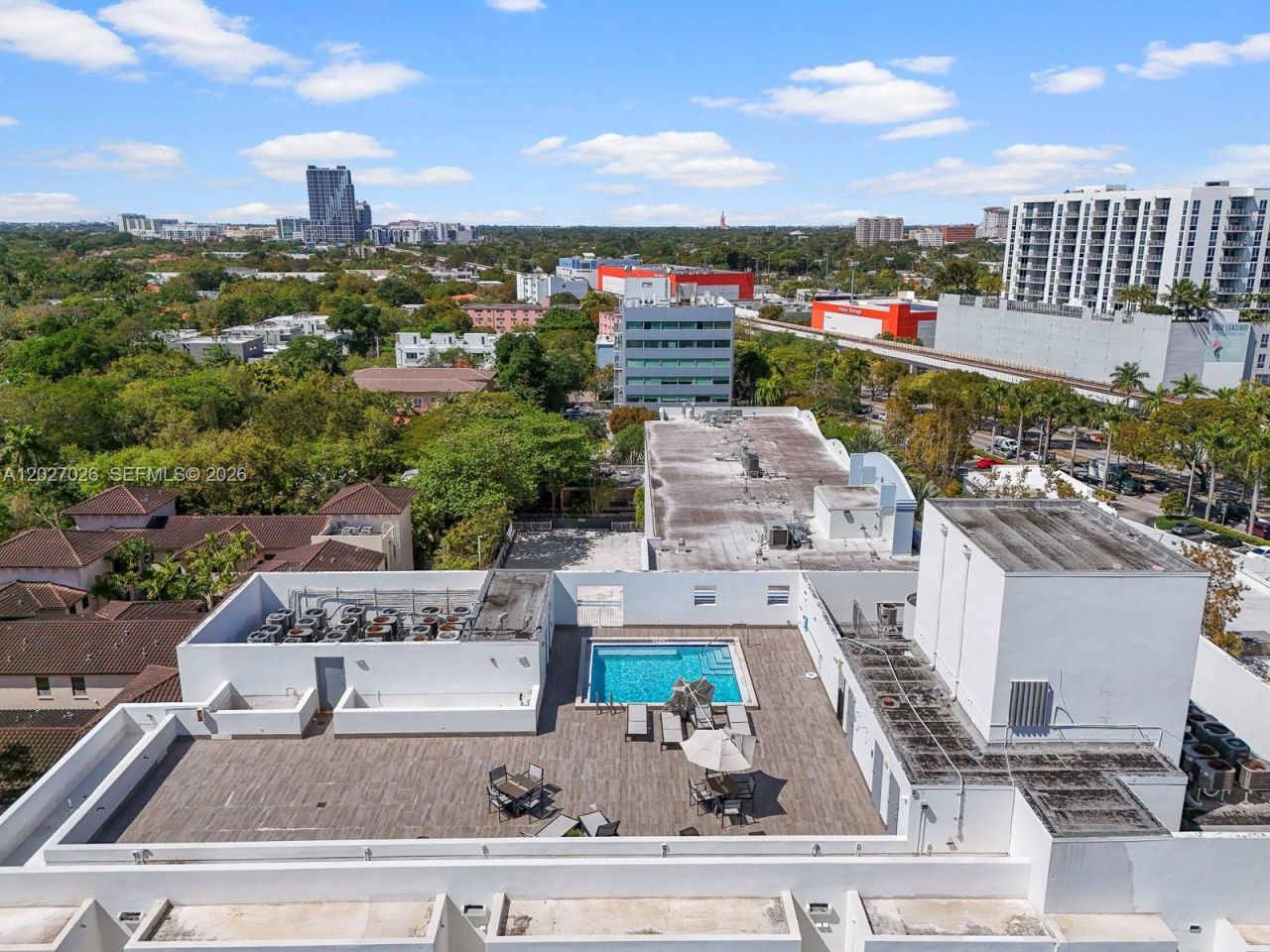 2740 SW 28th Ter, Unit 508, Miami, FL 33133 Photo