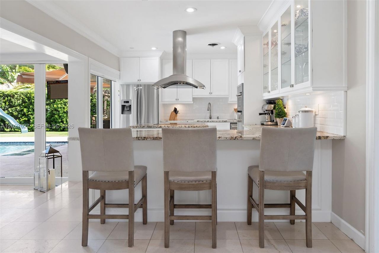 4750 Alhambra Cir , Coral Gables, FL 33146 Photo