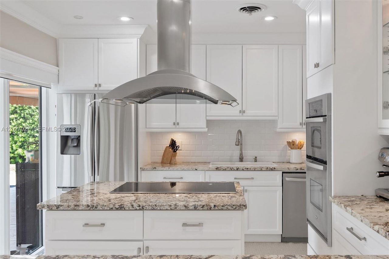 4750 Alhambra Cir , Coral Gables, FL 33146 Photo