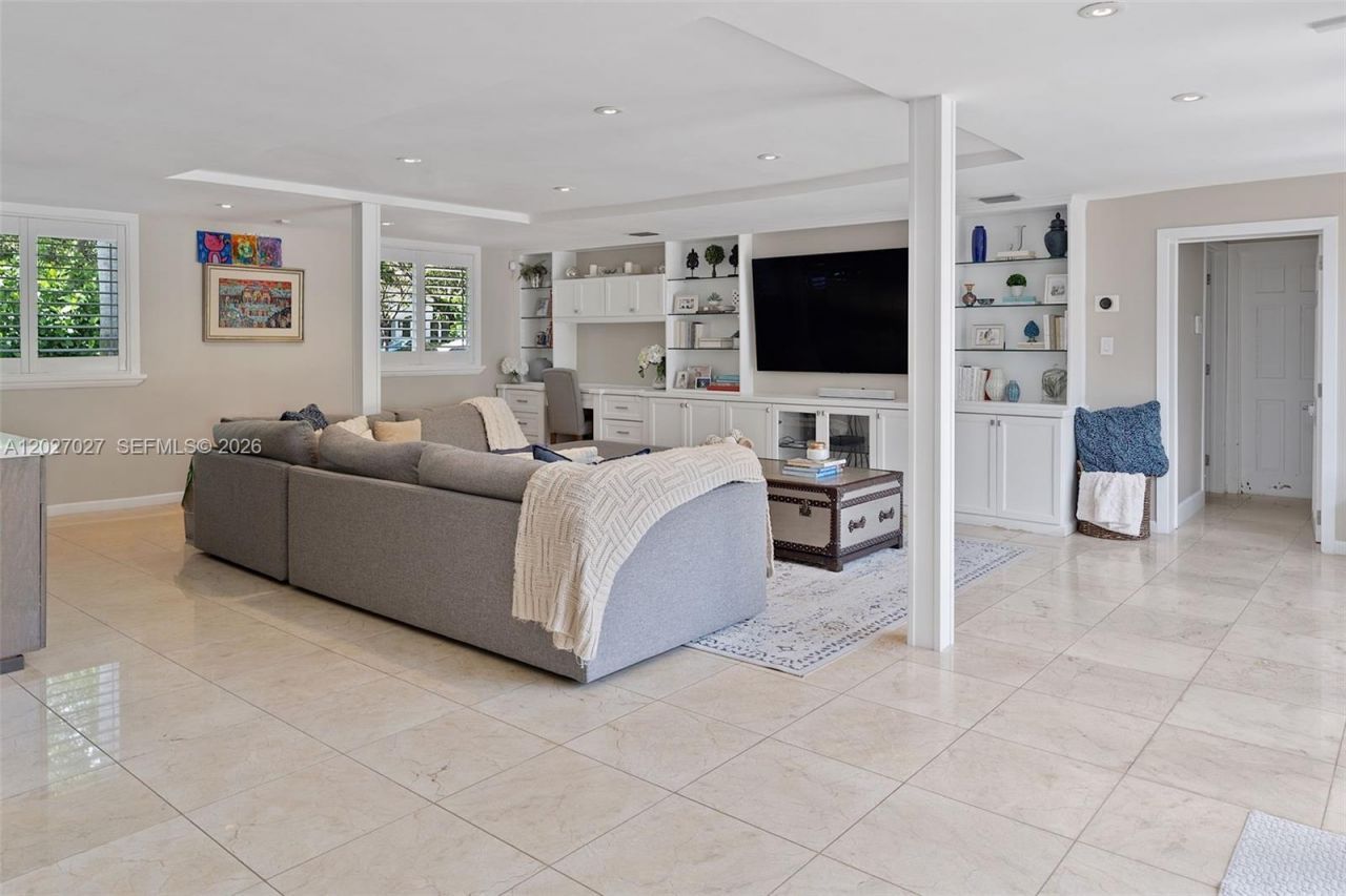 4750 Alhambra Cir , Coral Gables, FL 33146 Photo