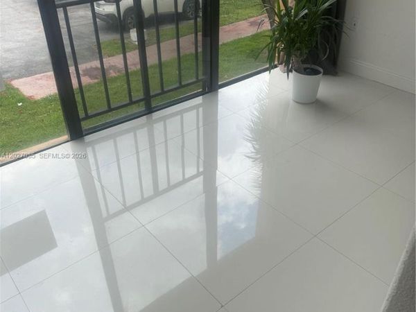 9440 W Flagler St , Unit 208, Miami, FL 33174