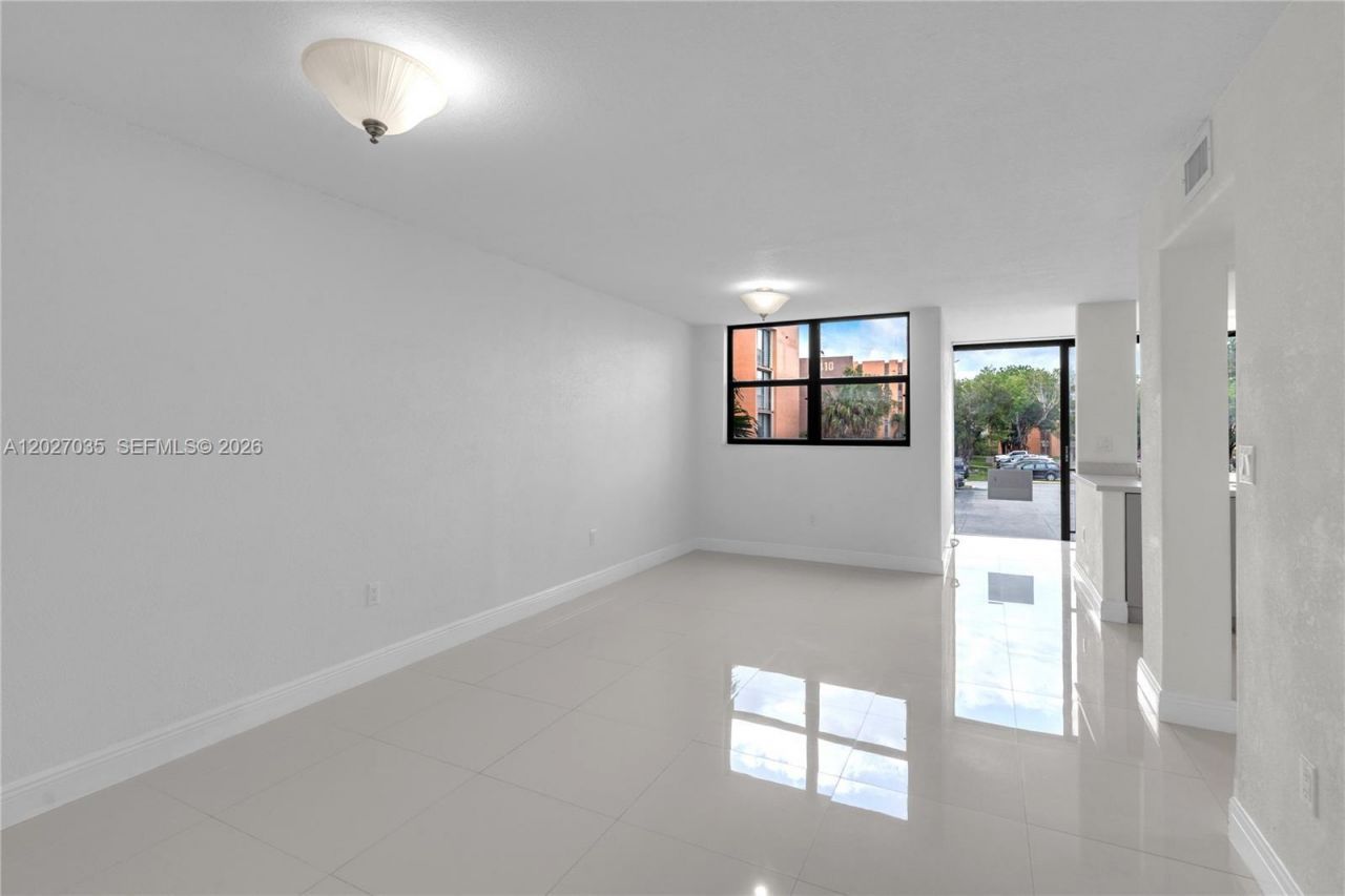 9440 W Flagler St , Unit 208, Miami, FL 33174 Photo