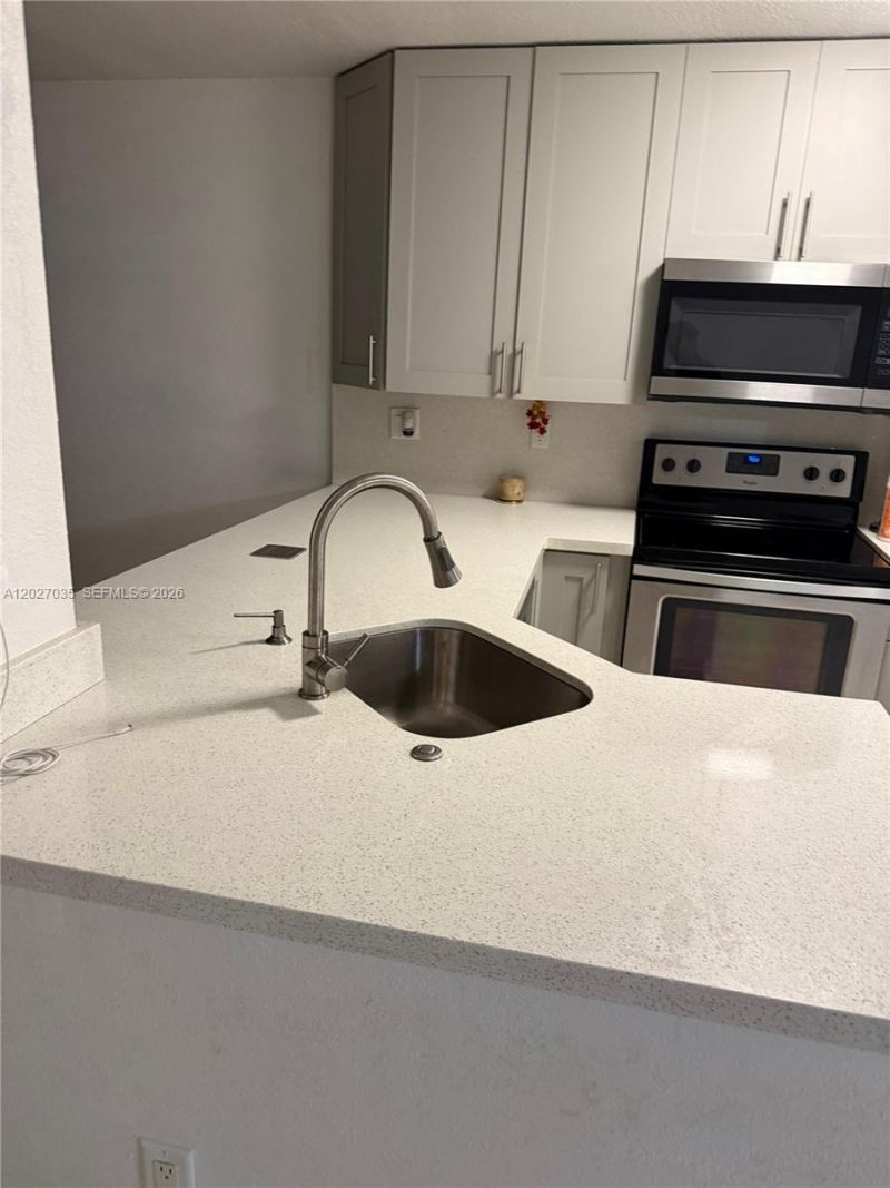 9440 W Flagler St , Unit 208, Miami, FL 33174 Photo