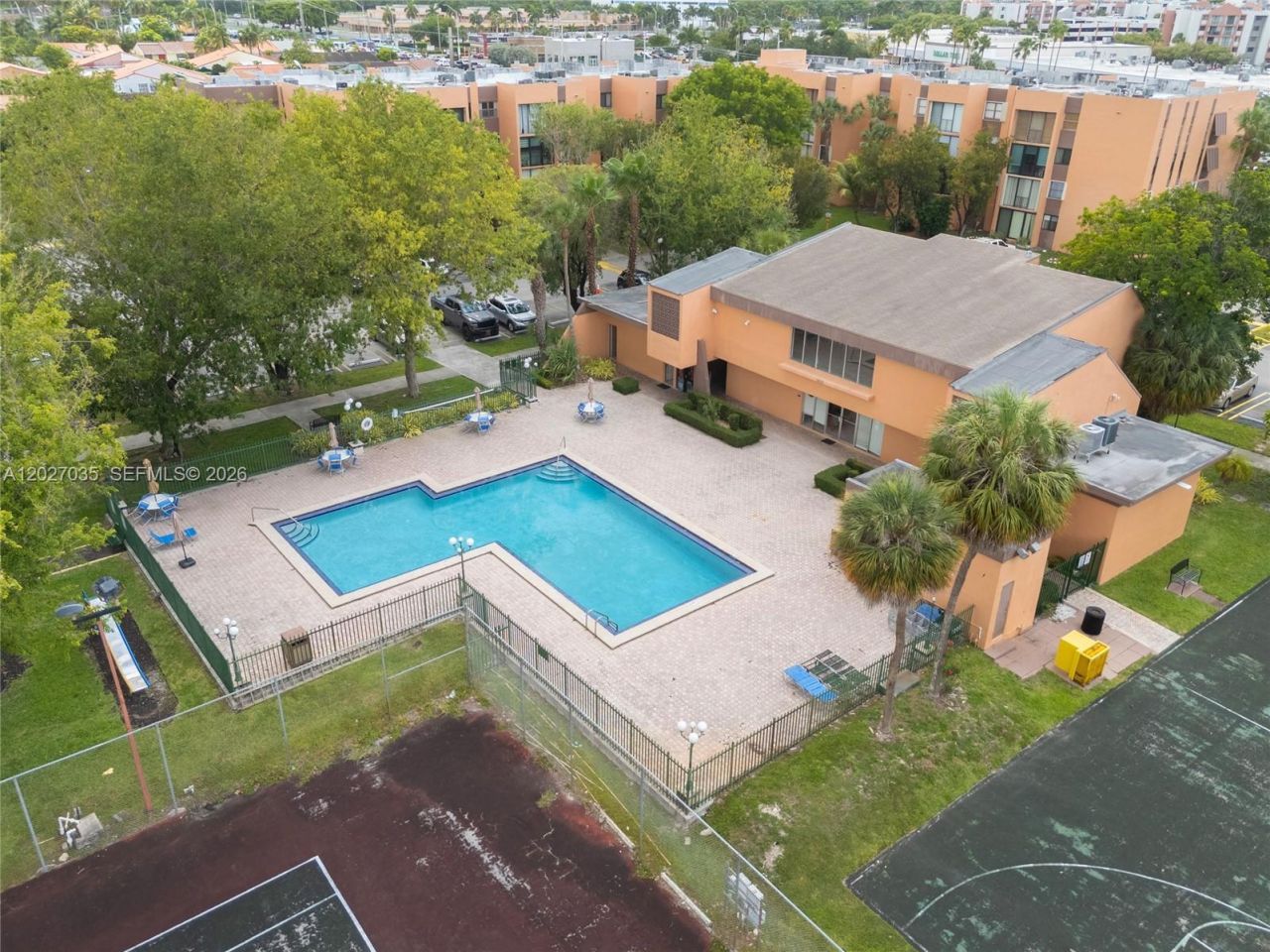 9440 W Flagler St , Unit 208, Miami, FL 33174 Photo