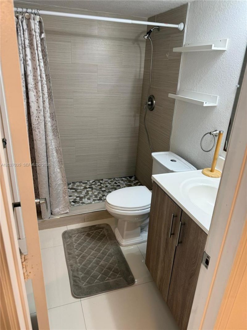 9440 W Flagler St , Unit 208, Miami, FL 33174 Photo