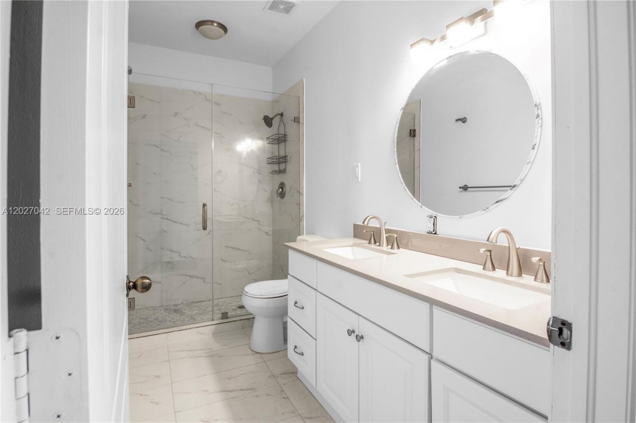 16001 SW 43rd Ter , Unit 16001, Miami, FL 33185 Photo