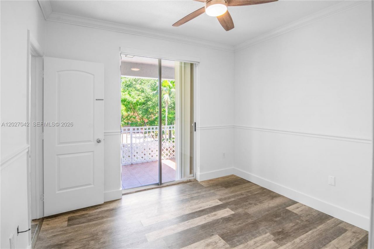 16001 SW 43rd Ter , Unit 16001, Miami, FL 33185 Photo