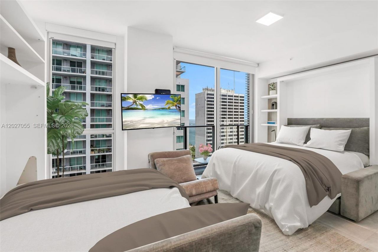 227 NE 2nd St , Unit 2611, Miami, FL 33132 Photo