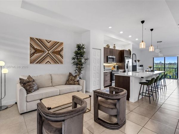 8175 NW 104th Ave , Unit 32, Doral, FL 33178