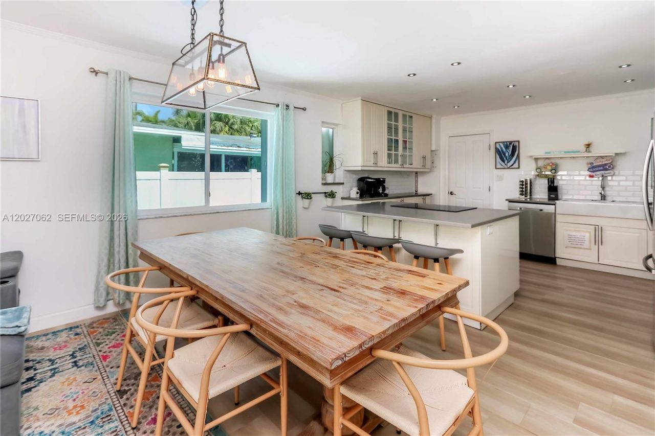 955 Van Buren St , Hollywood, FL 33019 Photo