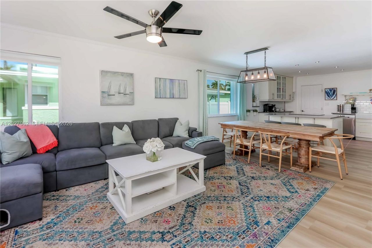 955 Van Buren St , Hollywood, FL 33019 Photo