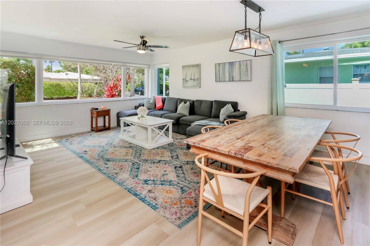955 Van Buren St , Hollywood, FL 33019 Photo