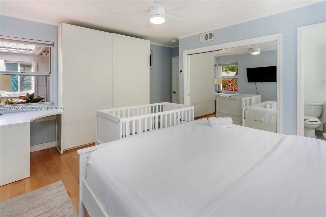 955 Van Buren St , Hollywood, FL 33019 Photo