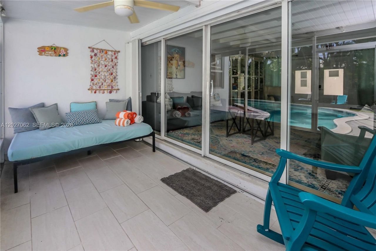 955 Van Buren St , Hollywood, FL 33019 Photo