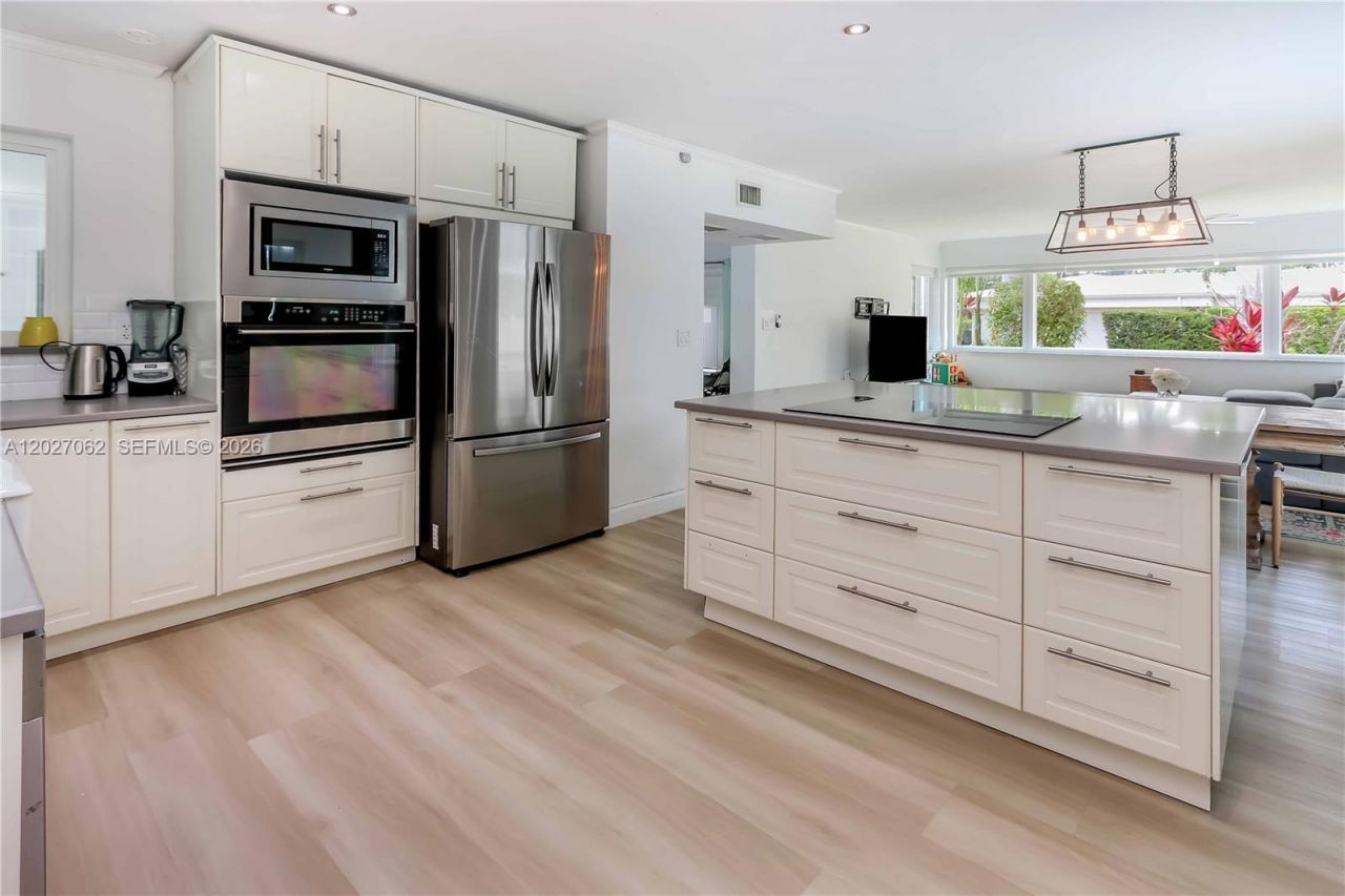 955 Van Buren St , Hollywood, FL 33019 Photo