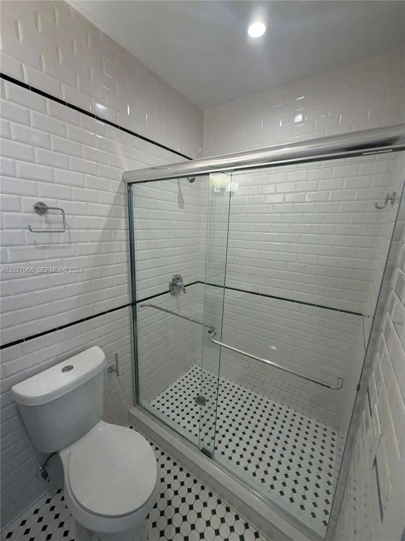 3669 Poinciana Ave , Unit 3A, Miami, FL 33133 Photo