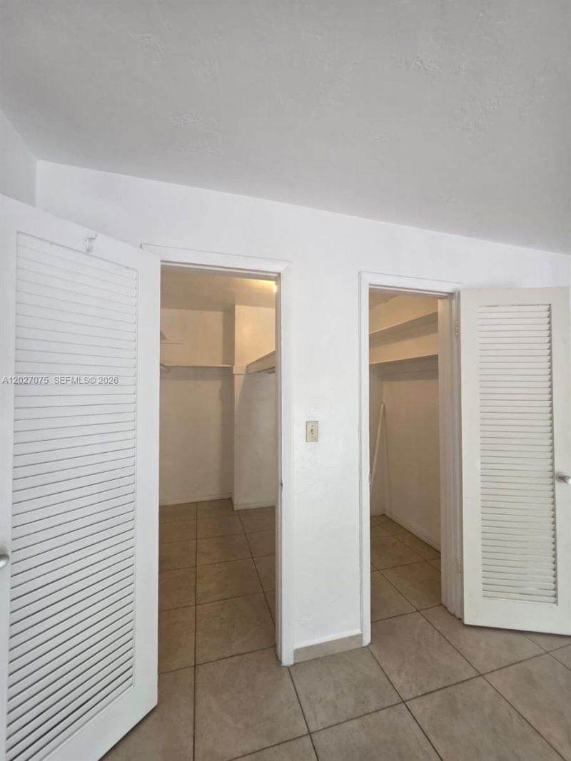 1175 Normandy Dr , Unit 3B, Miami Beach, FL 33141 Photo