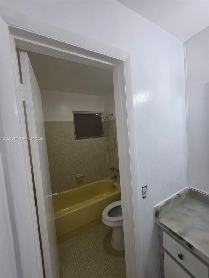 1175 Normandy Dr , Unit 3B, Miami Beach, FL 33141 Photo