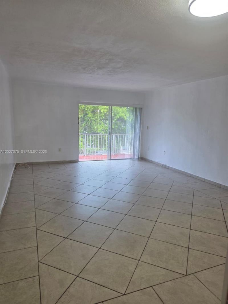 1175 Normandy Dr , Unit 3B, Miami Beach, FL 33141 Photo