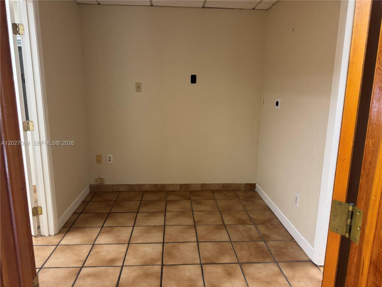 2660 SW 3rd St , Miami, FL 33135 Photo