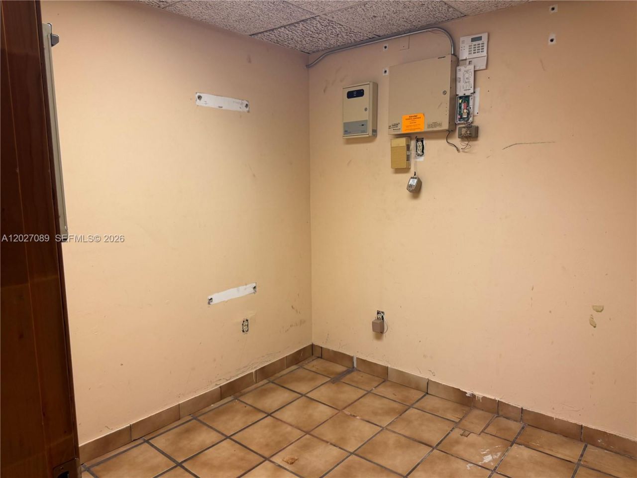 2660 SW 3rd St , Miami, FL 33135 Photo