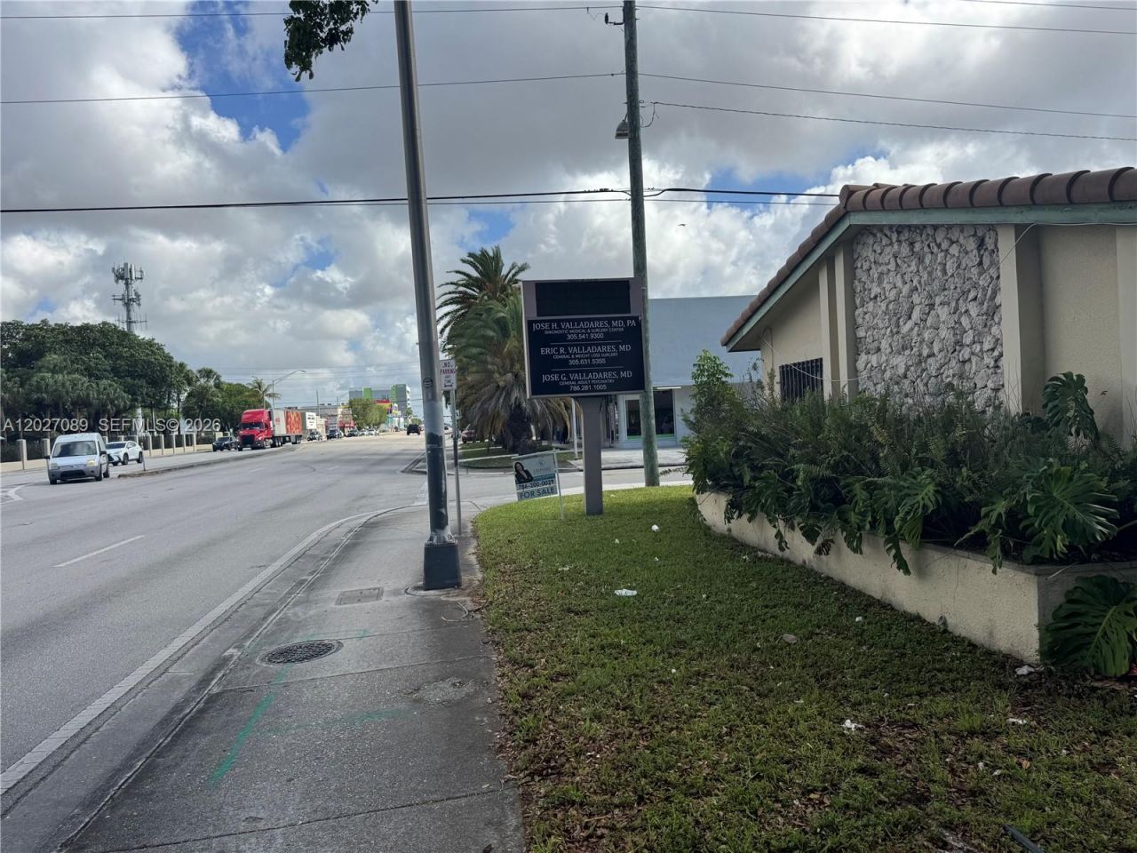 2660 SW 3rd St , Miami, FL 33135 Photo