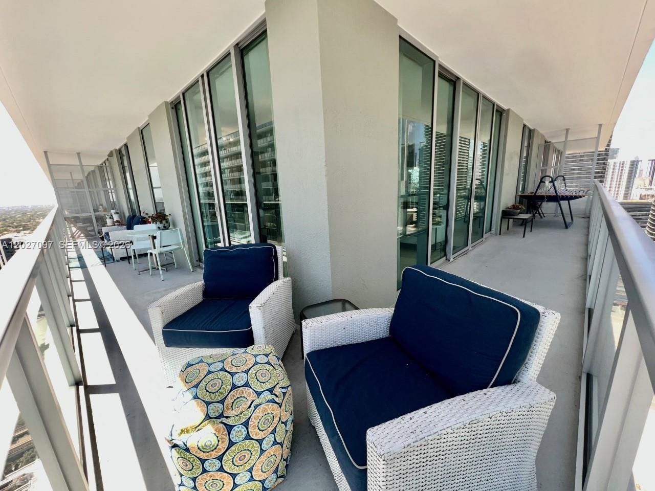 1111 SW 1 Ave, Unit 3419, Miami, FL 33130 Photo