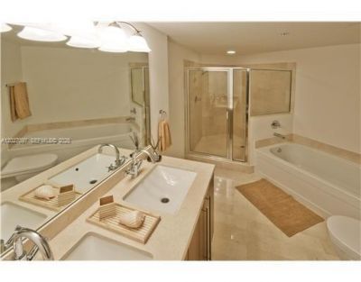 1111 SW 1 Ave, Unit 3419, Miami, FL 33130 Photo