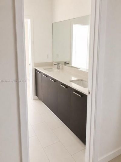1370 NW 34th Way , Unit 1370, Lauderhill, FL 33311 Photo