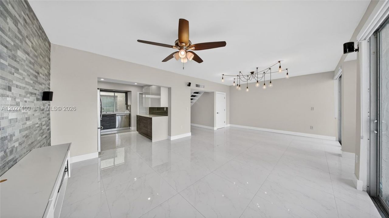 9179 Fontainebleau Blvd, Unit 9, Miami, FL 33172 Photo